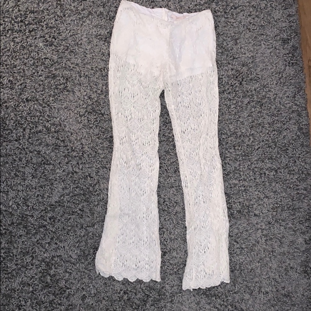 Cream knit GUESS pants